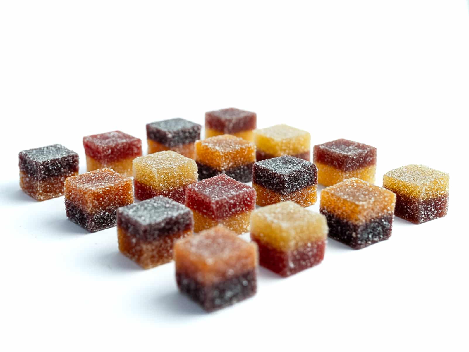 nouveaute boîte cadeau de 16 pâtes de fruits pavés grande tradition saveurs des iles cruzilles