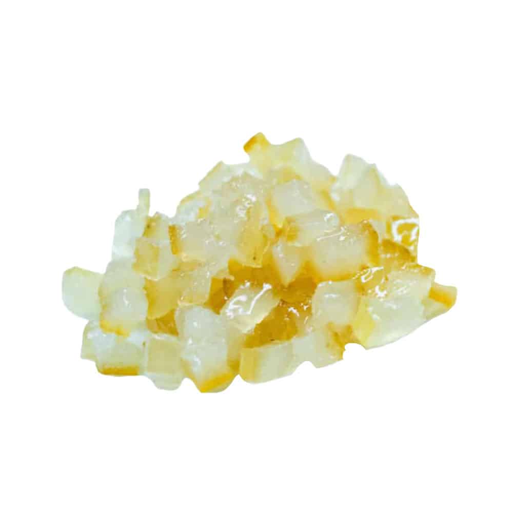 cubes d'écorces de citron confits égouttés